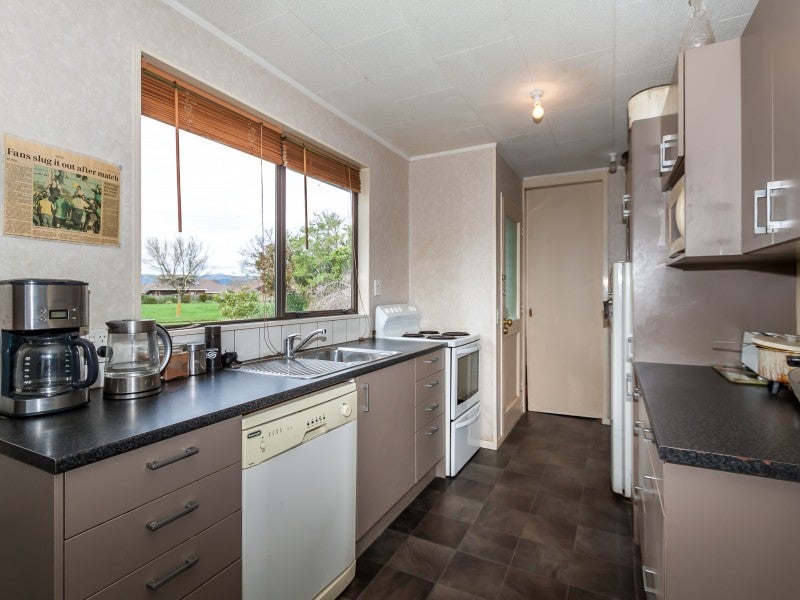 50 Clarke Avenue, Highbury, Palmerston North - Carousel 2