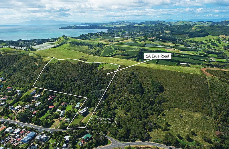 1A Erua Road, Ostend, Waiheke Island - Carousel 2