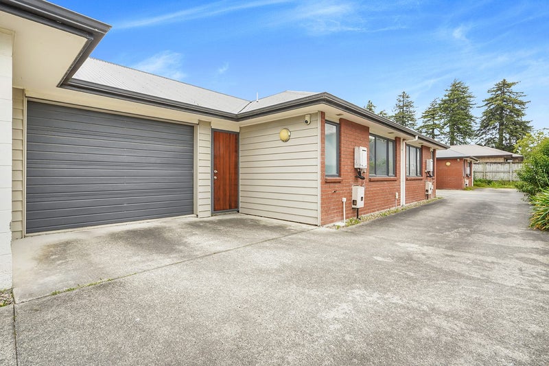 10B Inverness Avenue, Hamilton East, Hamilton - Carousel 1