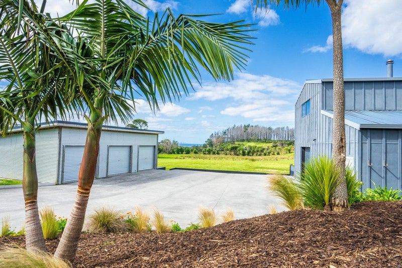 12 Breakers Lane, Whangārei Heads - Carousel 1