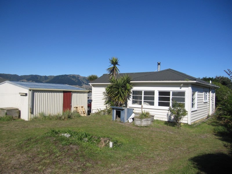6 Brendan Drive, Te Horo Beach - Carousel 2