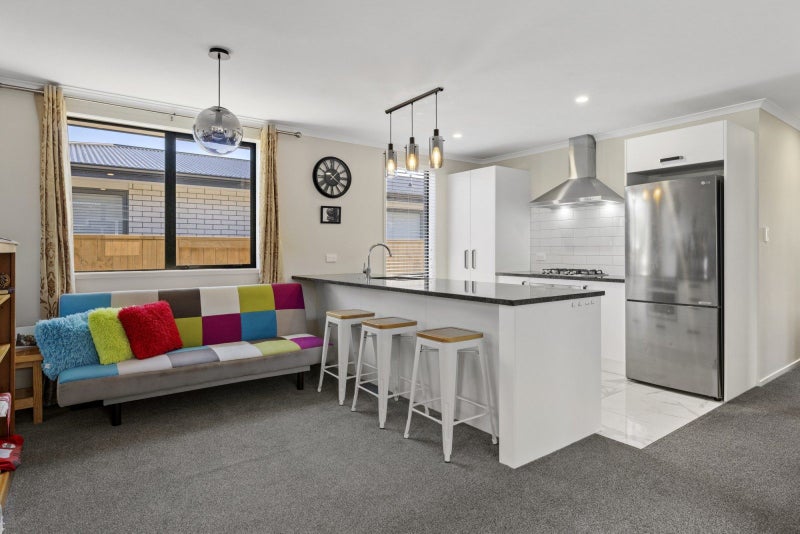 14 TE WHARO DRIVE - Carousel 2