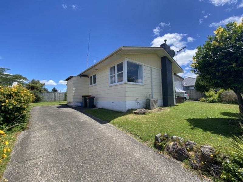 78 Alison Street, Mangakakahi, Rotorua - Carousel 1