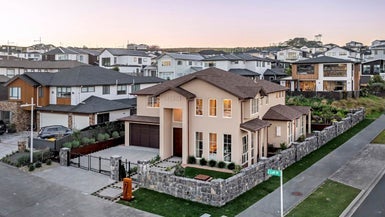 7 Luff Place, Long Bay, Auckland - Carousel 1