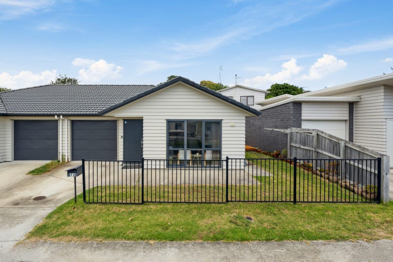 72 Totara Meadows Court, Wiri, Auckland - Carousel 1