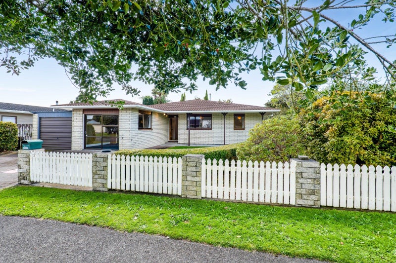 45 Branch Road, Highlands Park, New Plymouth - Carousel 1