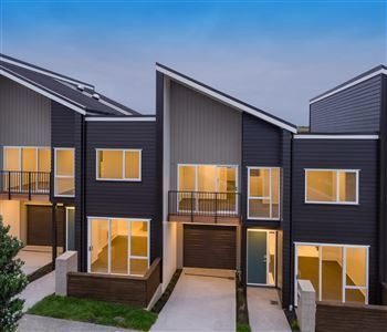 2A Makura Road, Long Bay, Auckland - Carousel 1