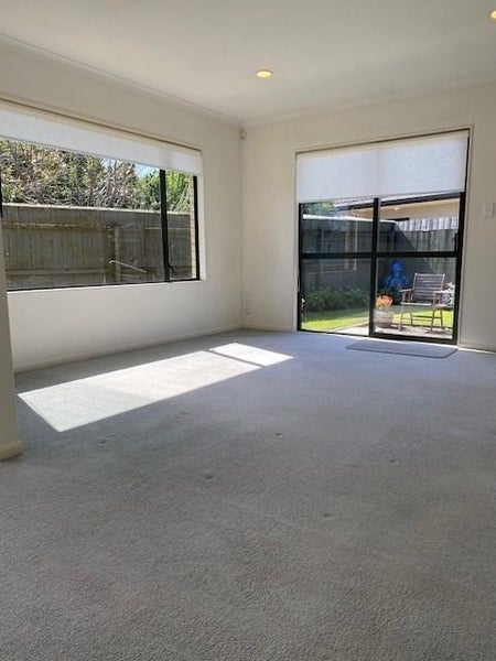 2/28 Park Road, Greenmeadows, Napier - Carousel 2