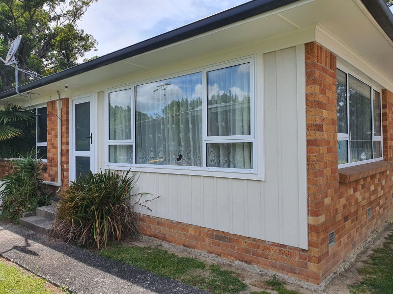 37 Anthony Crescent, Bader, Hamilton - Carousel 1