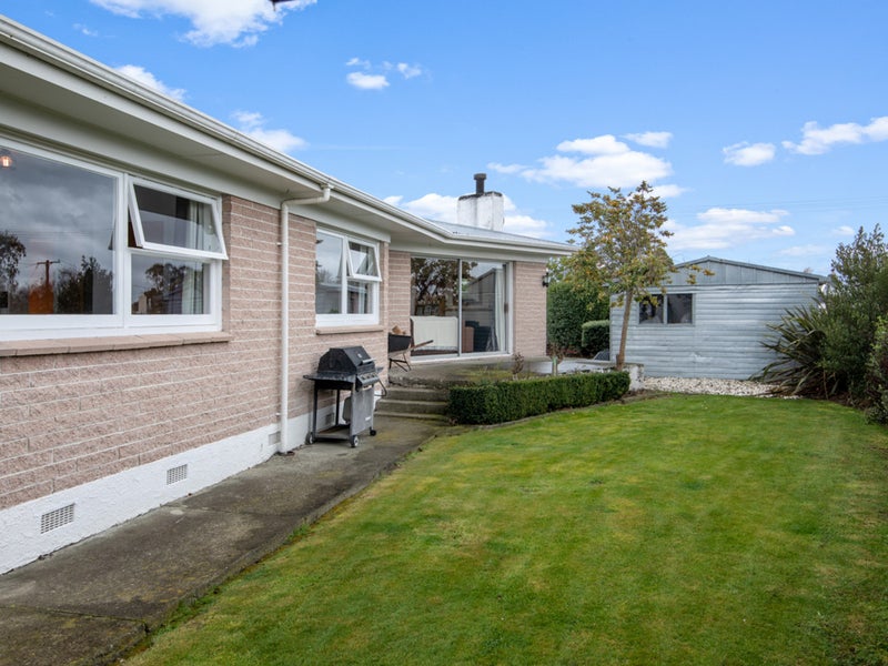 8 Hale Street, Blenheim - Carousel 1
