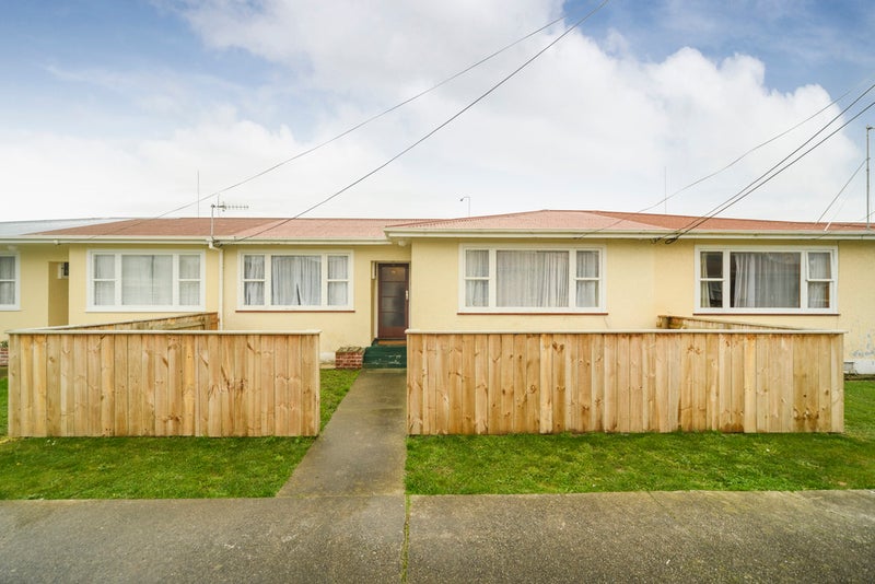 2/343 Botanical Road, West End, Palmerston North - Carousel 12