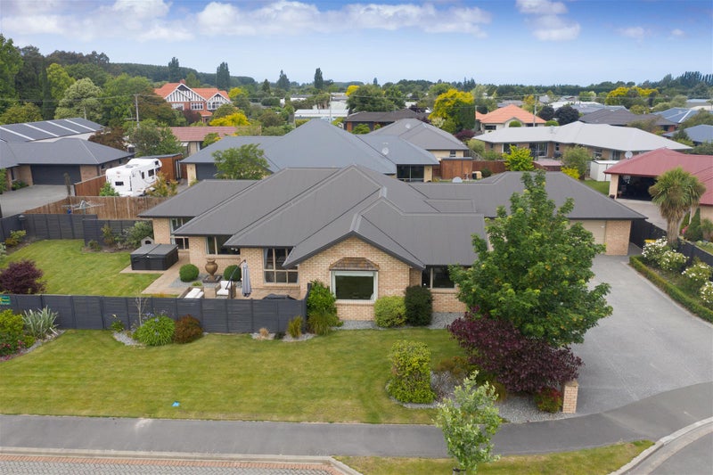 9 Elmwood Grove, Tinwald, Ashburton - Carousel 20