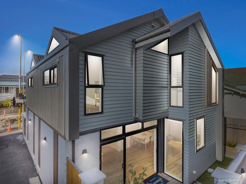 82B Wallace Street, Mount Cook, Wellington - Carousel 12