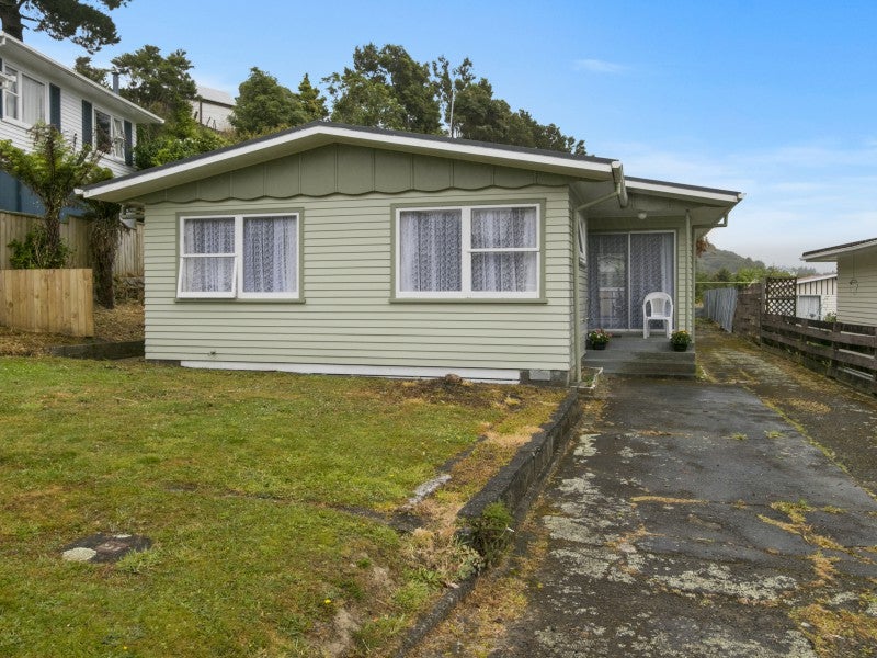 6 Harlow Grove, Wainuiomata, Lower Hutt - Carousel 19