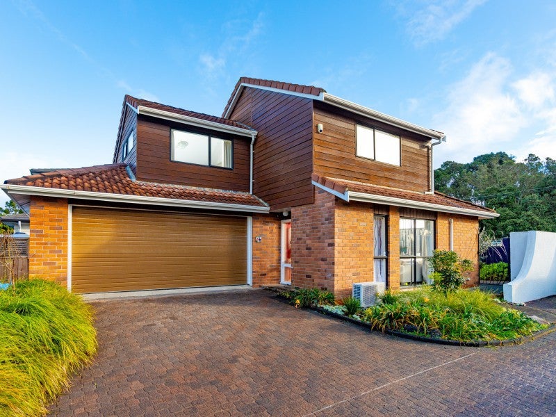 45A Harbour View Road, Point Chevalier, Auckland - Carousel 1