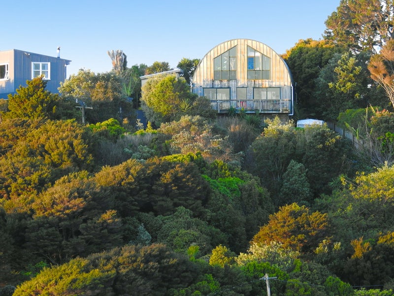 59 Frank Street, Oneroa, Waiheke Island - Carousel 1