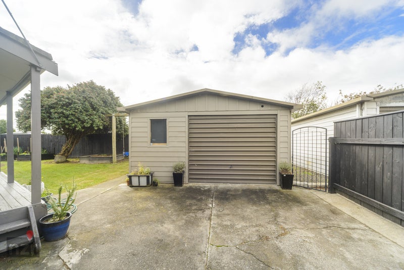 79 Geraldine Crescent, Cloverlea, Palmerston North - Carousel 20