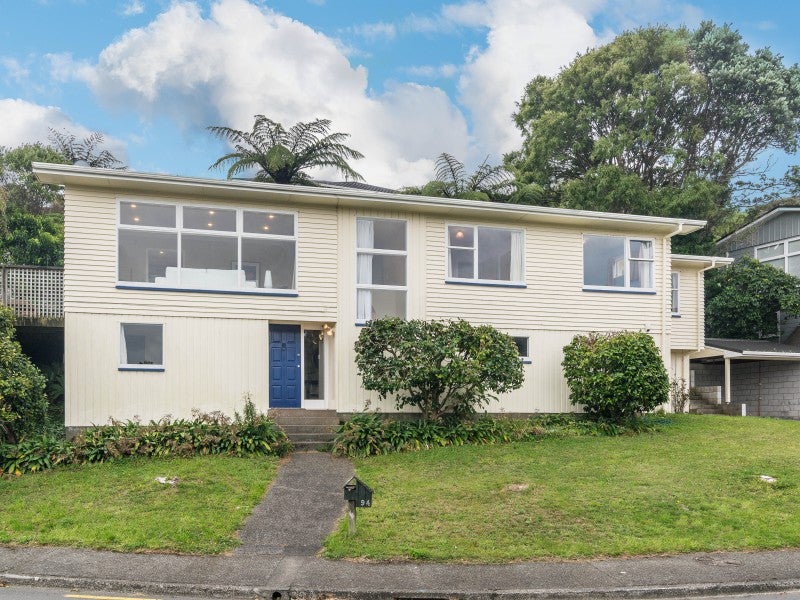 94 Amapur Drive, Ngaio, Wellington - Carousel 1