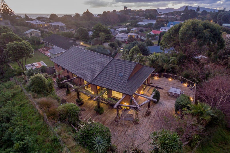17 Rainbow Court, Raumati South, Paraparaumu - Carousel 2