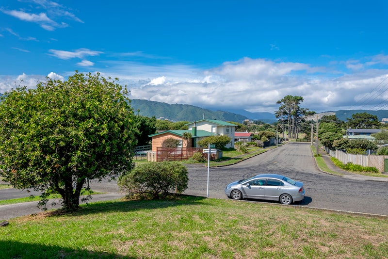 21 Titoki Road, Waikanae Beach, Waikanae - Carousel 17