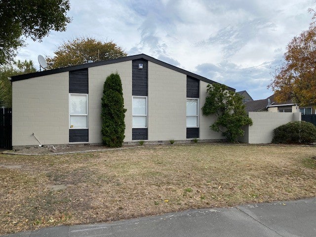 39 Royal Park Drive, Parklands, Christchurch - Carousel 2