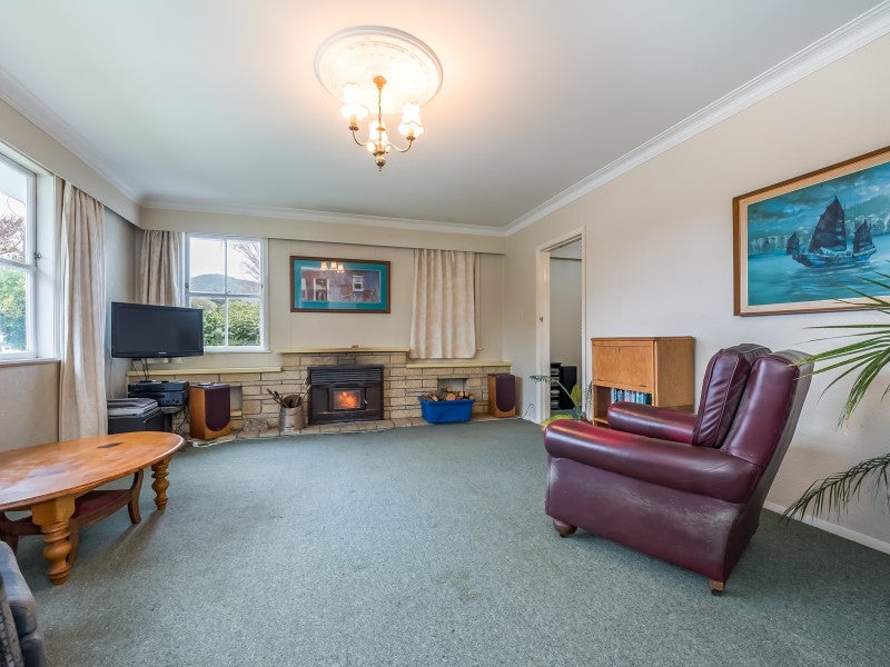 14 Flavia Grove, Clouston Park, Upper Hutt - Carousel 2