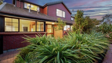 1/136 Karori Road, Karori, Wellington - Carousel 1