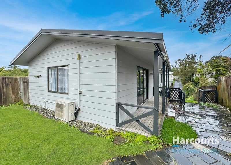 1/729 Swanson Road, Swanson, Auckland - Carousel 2