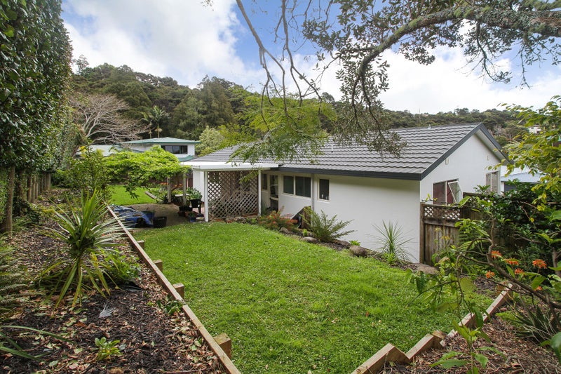 13 Dee Place, Torbay, Auckland - Carousel 2