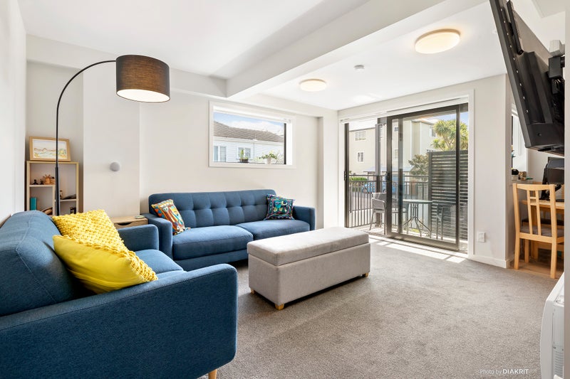 207/2 Colombo Street, Newtown, Wellington - Carousel 2