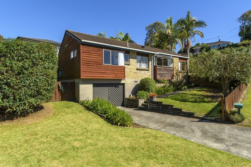 4 Ferndown Close, Brookfield, Tauranga - Carousel 1