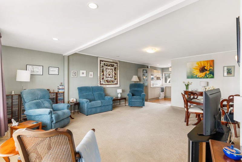 2/14B Penney Avenue, Mount Roskill, Auckland - Carousel 2