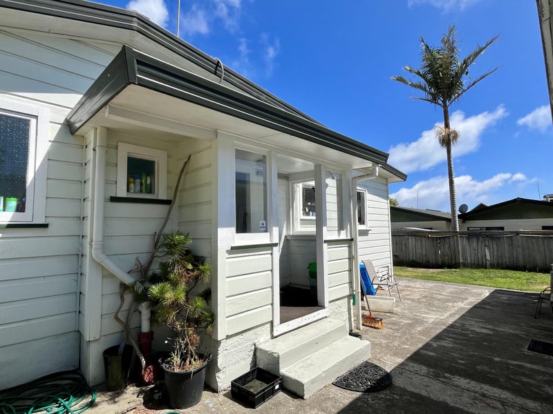 203 Pohutukawa Avenue, Ohope, Ohope - Carousel 2