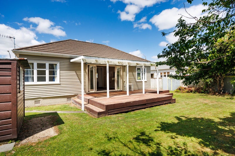 3 Koromiko Avenue, Roslyn, Palmerston North - Carousel 2