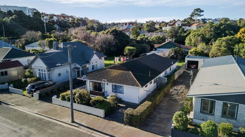 11A Royal Crescent, Saint Kilda, Dunedin - Carousel 11