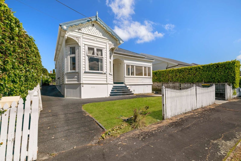 19 William Bond Street, Stanley Point, Auckland - Carousel 2
