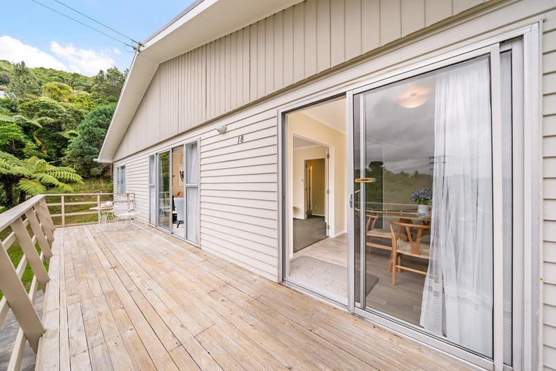 18 Akatea Road, Korokoro, Lower Hutt - Carousel 2
