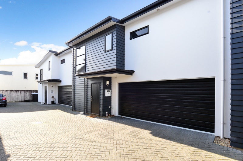 56E Willoughby Street, Whitiora, Hamilton - Carousel 2