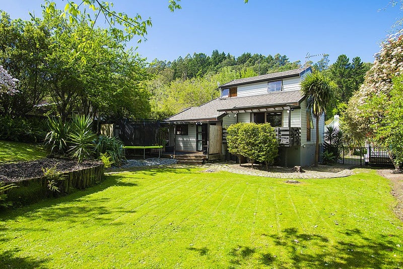 32 Sunvale Crescent, Whataupoko, Gisborne - Carousel 2