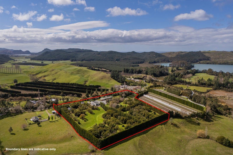 32 Julian Road, Onemana, Whangamata - Carousel 2