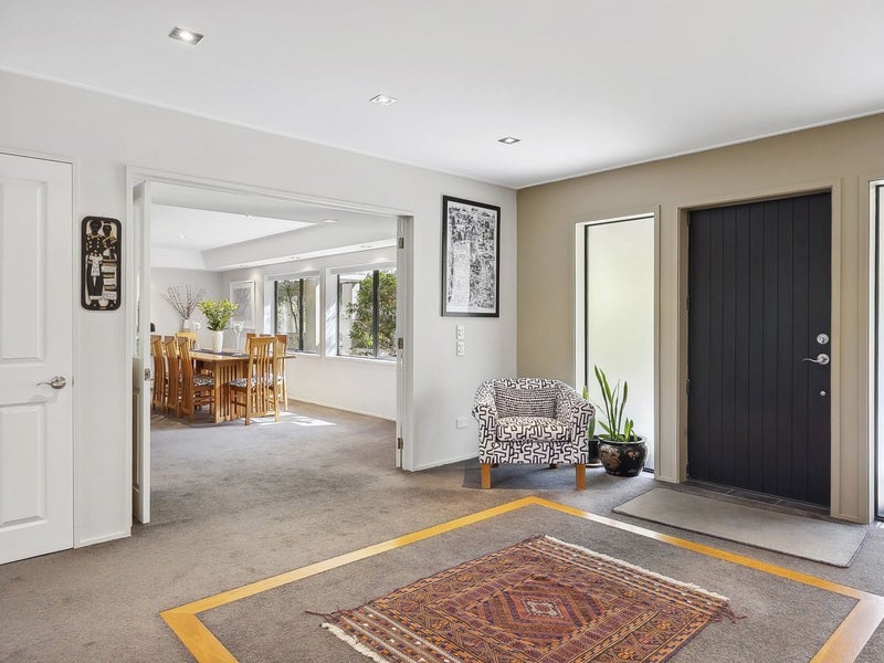 10 Hadley Close, Glenleith, Dunedin - Carousel 2