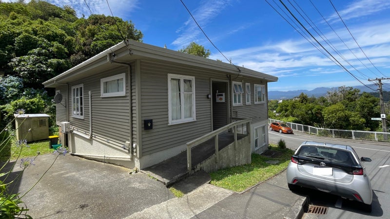 22 Krull Street, Vogeltown, Wellington - Carousel 1