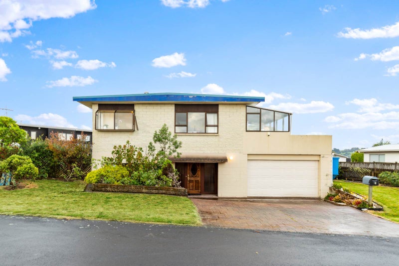 29 Day Dawn Crescent, Warkworth - Carousel 1