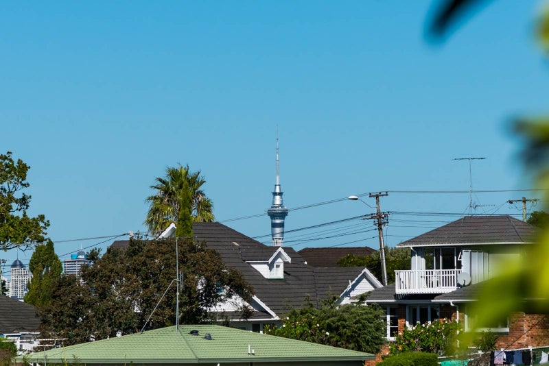 31 Martin Crescent, Northcote, Auckland - Carousel 2