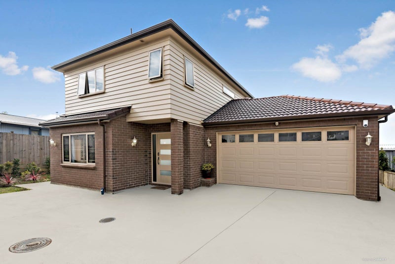 67A BRUCE RD, Glenfield, Auckland - Carousel 1