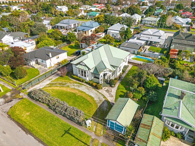 3 Dickson Street, Kaiti, Gisborne - Carousel 40