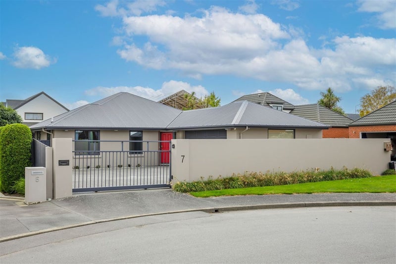 7 Nikau Place, Riccarton, Christchurch - Carousel 1