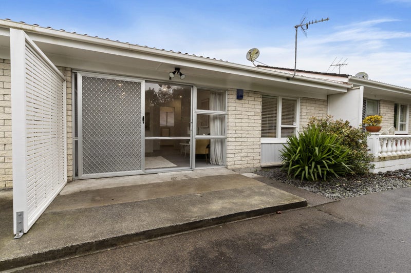 4/13 Queens Avenue, Balmoral, Auckland - Carousel 1