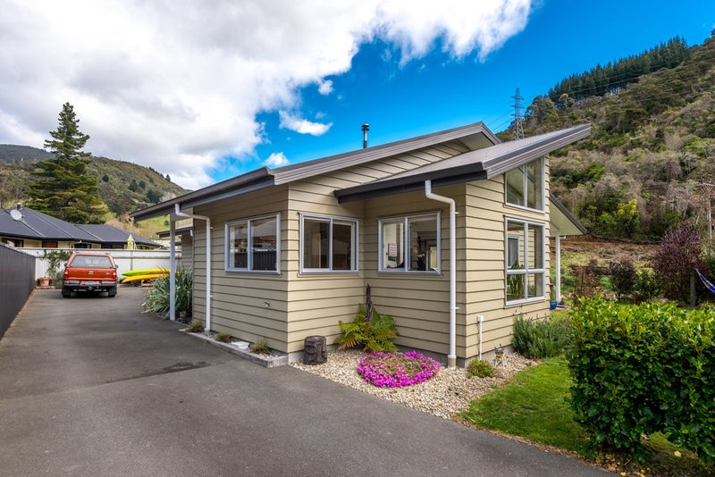 9 Cummins Street, The Brook, Nelson - Carousel 2