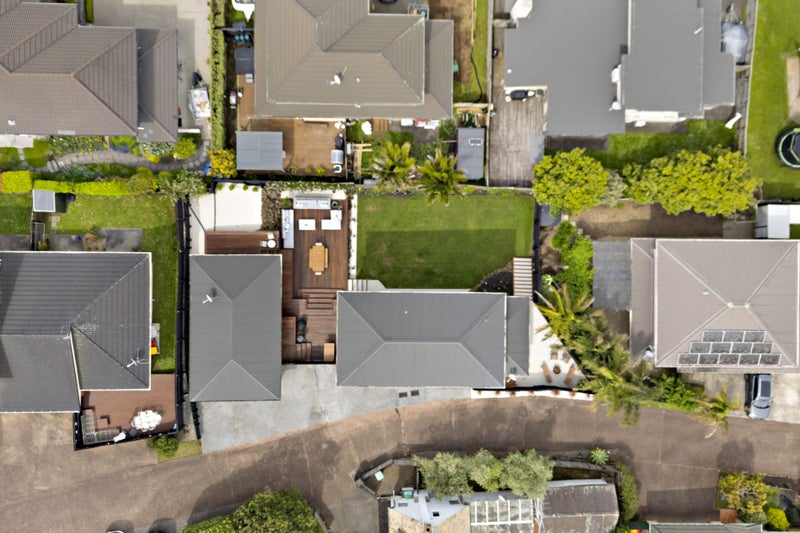 19I Paparoa Road, Cockle Bay, Auckland - Carousel 1